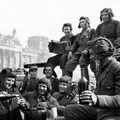 Вечная память: Май 1945 — Символ Победы и Мира