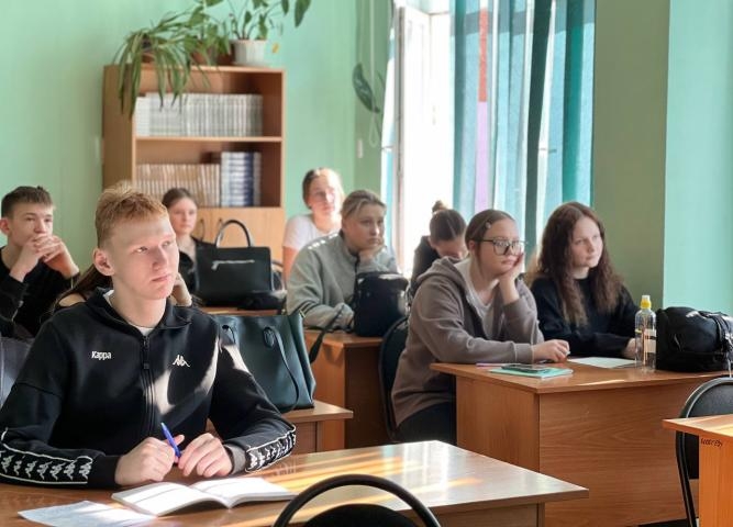 СТОП! А ты знаешь, кто по ту сторону экрана?