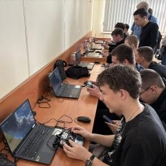Студенты ИТК осваивают БПЛА!